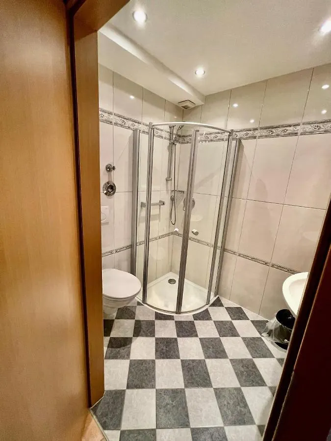 Apartment Fuer Vier Hannover 0*,