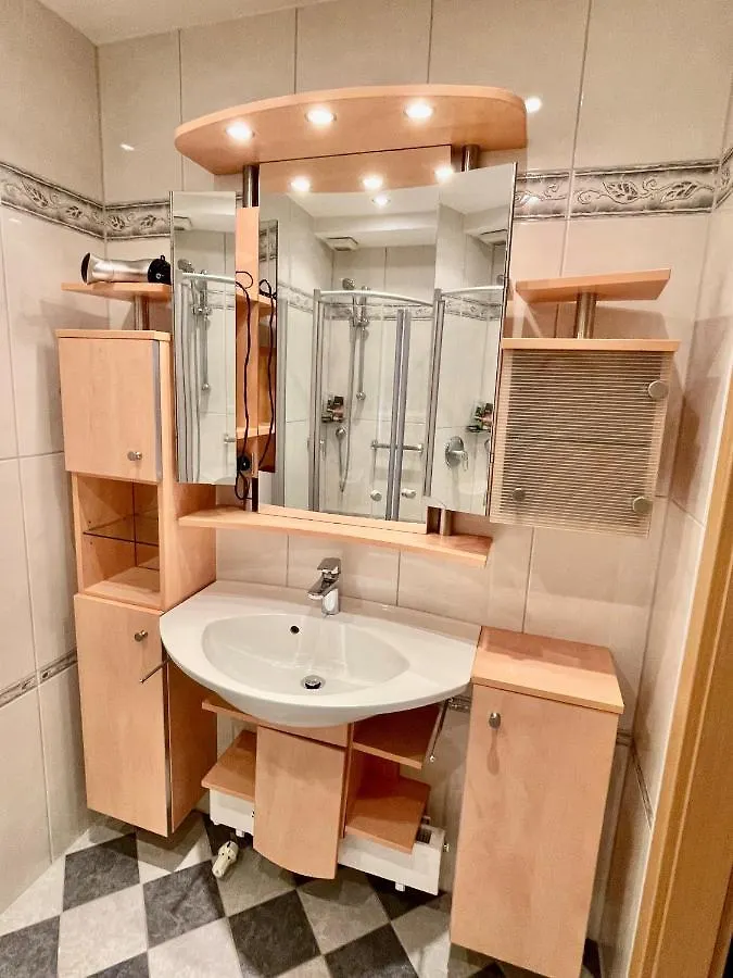 Apartment Fuer Vier Hannover