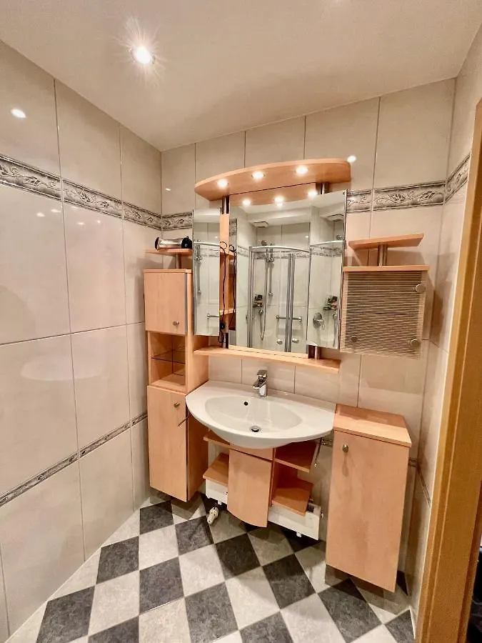 Apartment Fuer Vier Hannover